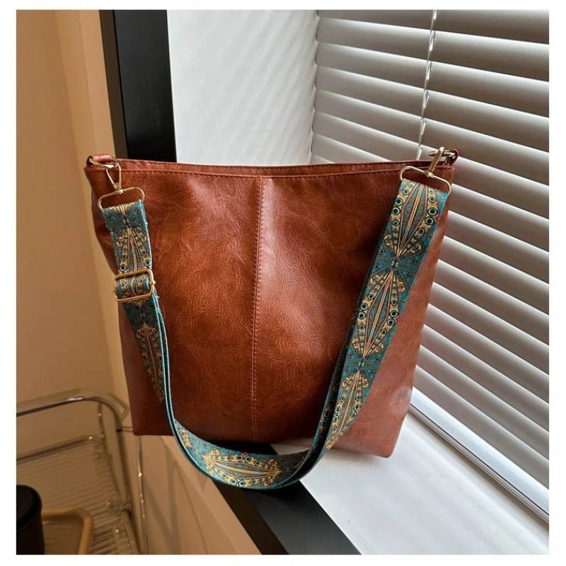 PU Leather Vintage Solid Color Women Fashion Shoulder Bag large Capacity Wide St
