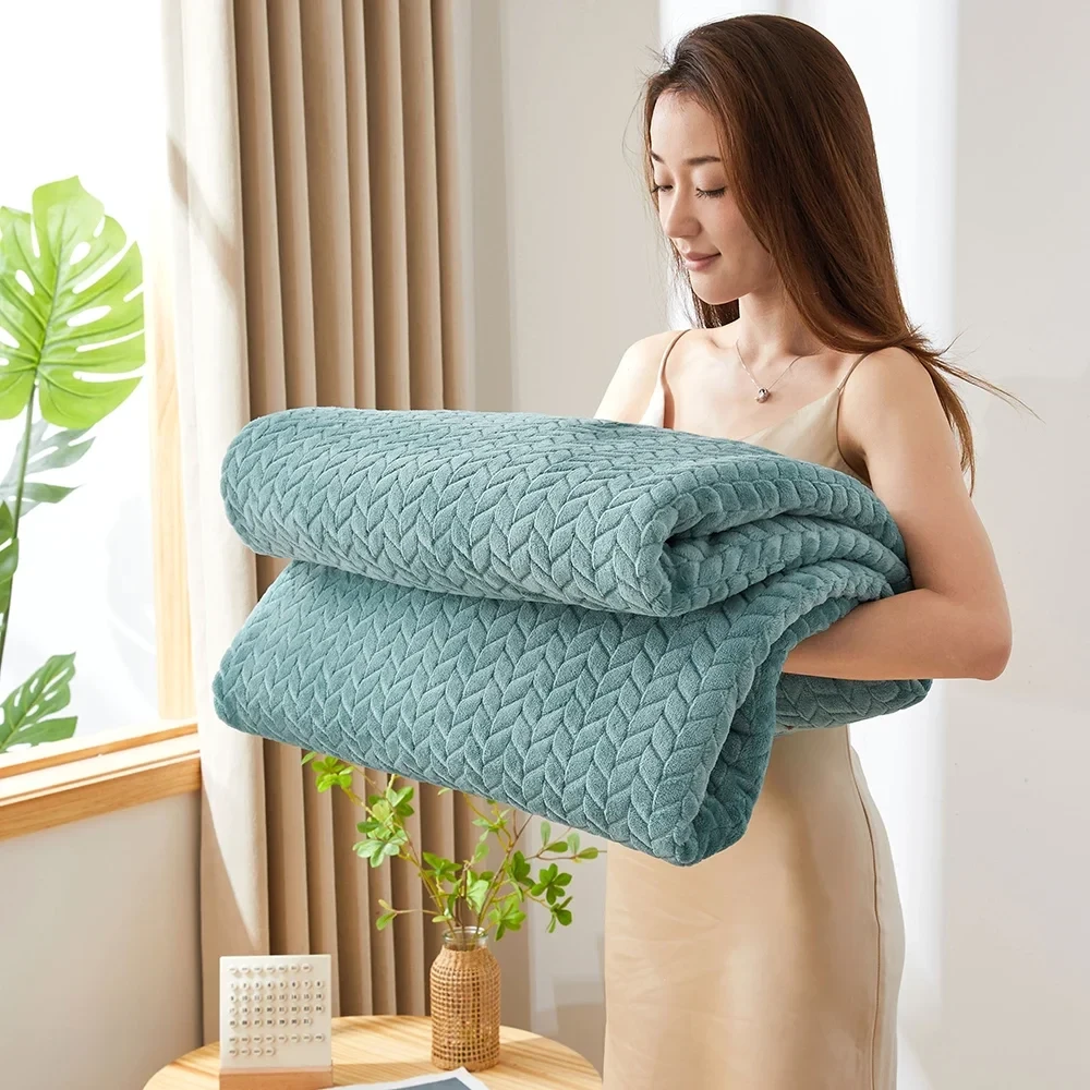 Comfortable Thickened and Warm Soft Sofa Throw Blanket for Air-Conditioned Room 