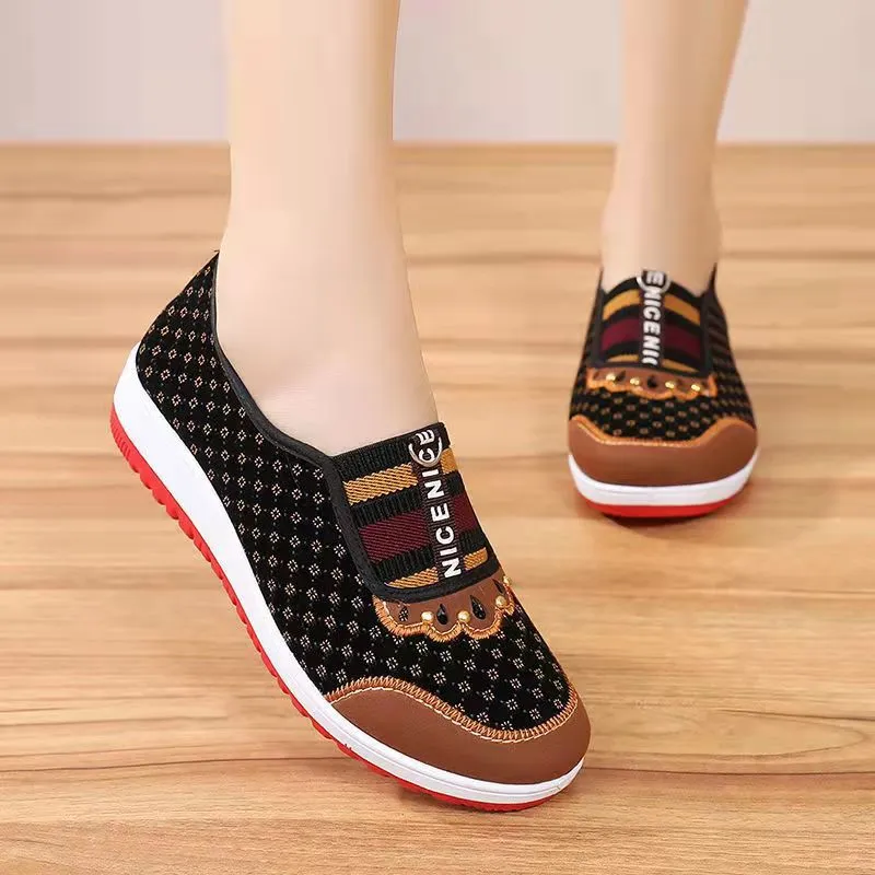 Fashion Spring and Autumn Woman High Quality Sports Shoes Women's Soft Bottom No