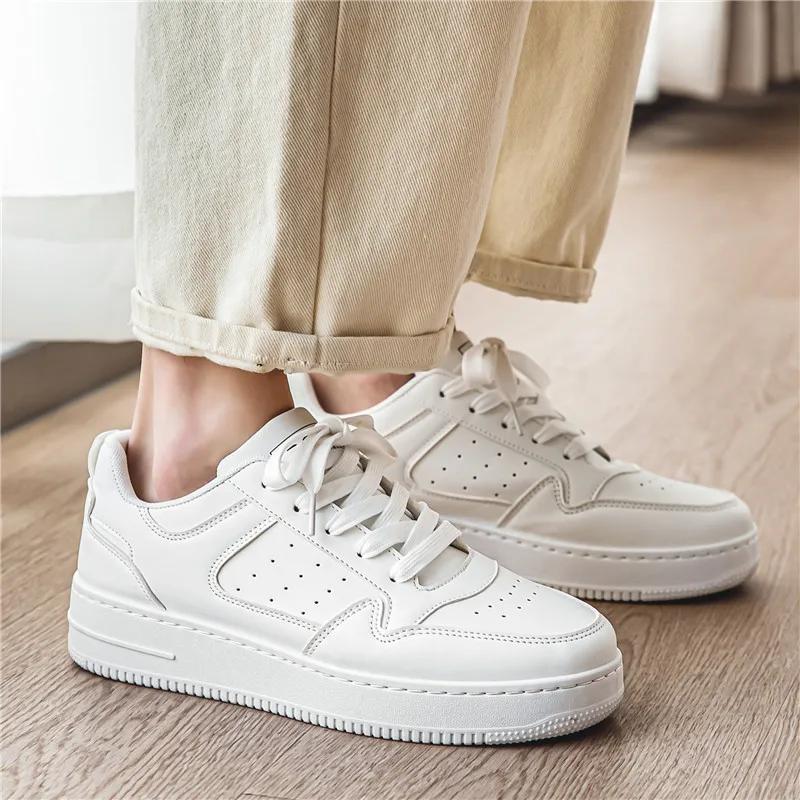 Men Outdoor Leather Shoes Flat Classic Casual Sports Shoes Lace up Skateboard Bo